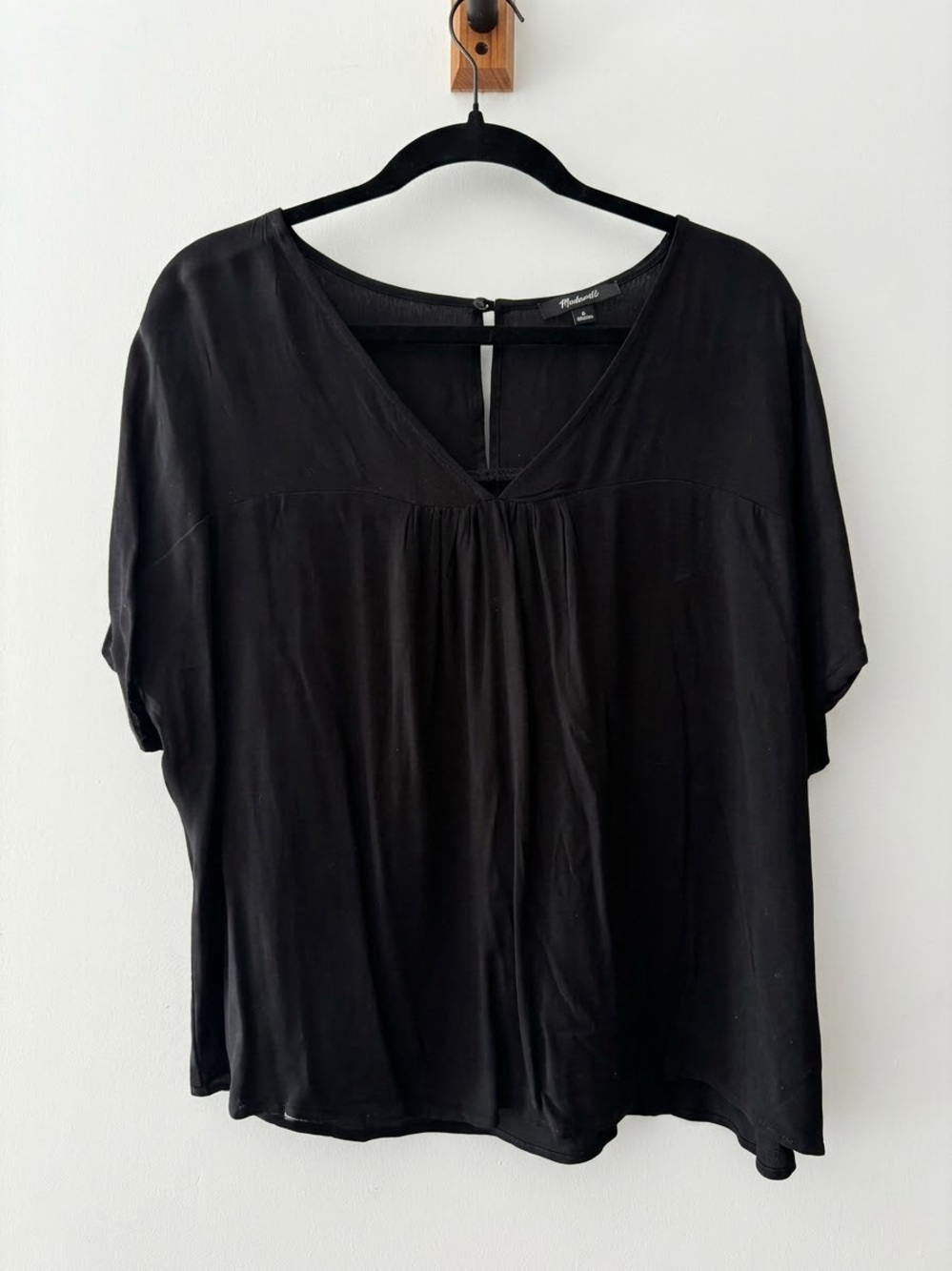 Madewell Rhyme Top in True Black - Short Sleeve V-Neck Blouse small